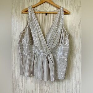 Express Metallic V-neck sleeveless blouse size XL
